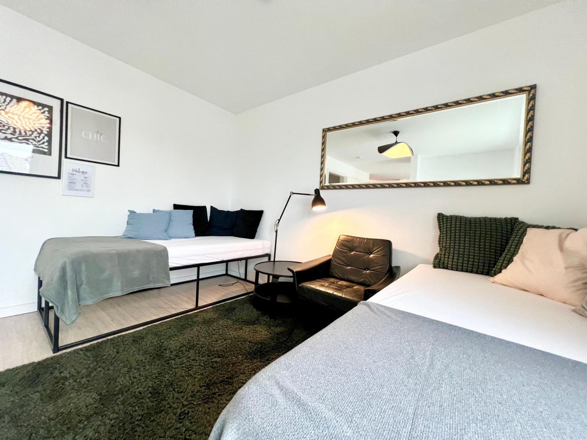 Gemuetliche Apartments Direkt An Der Grenze Von Hamburg Нордерщед Екстериор снимка